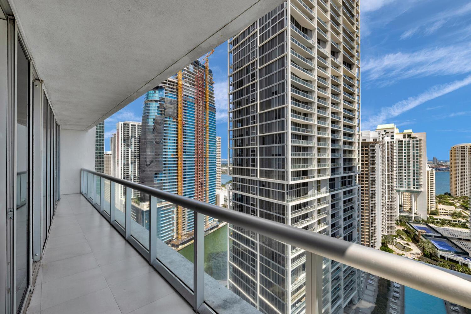 Large In W With Bay Views Appartement Miami