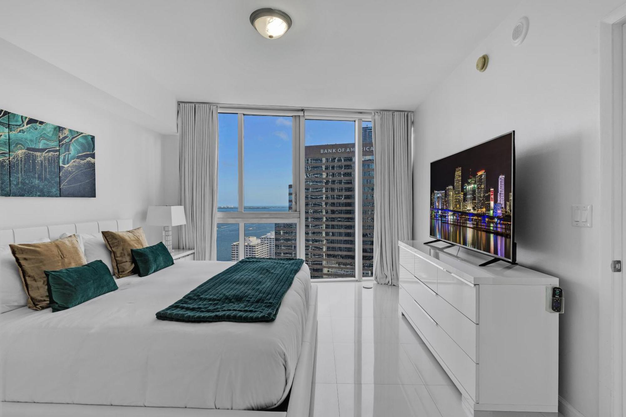 Large In W With Bay Views Appartement *