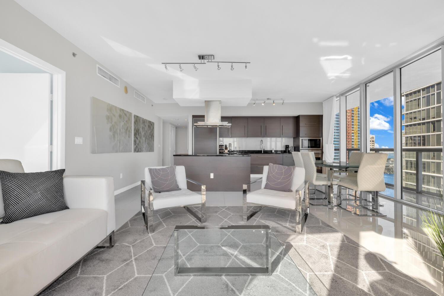Appartement Large In W With Bay Views *