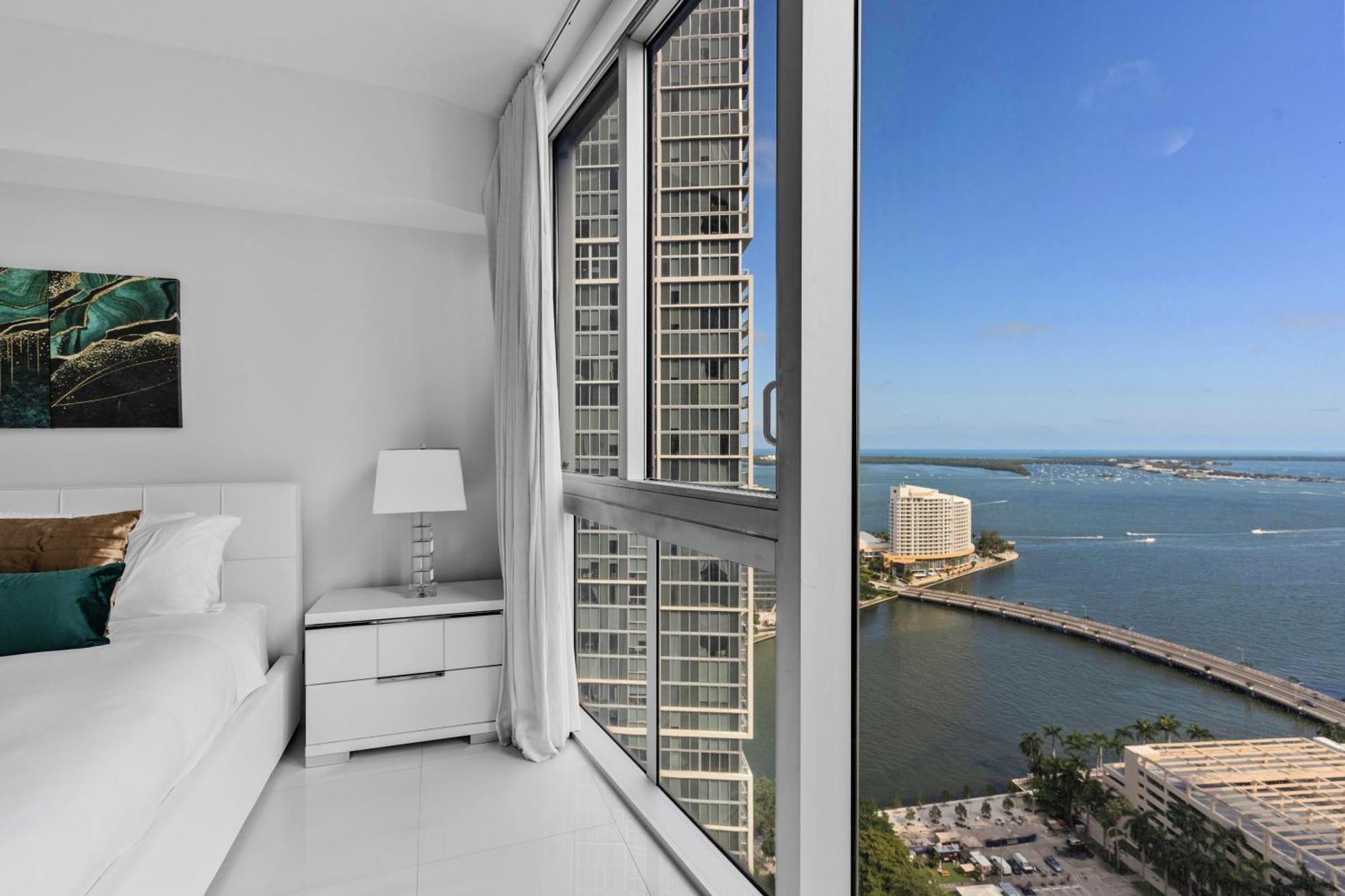 Appartement Large In W With Bay Views *